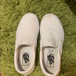 white slip on vans size 5.5 U.S